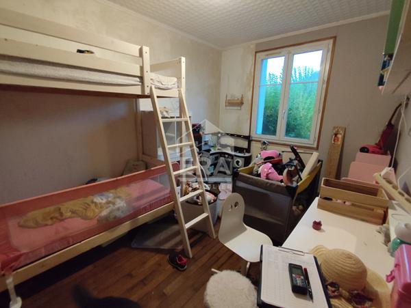 Charmante Maison à Vendre - Un Potentiel à Explorer !