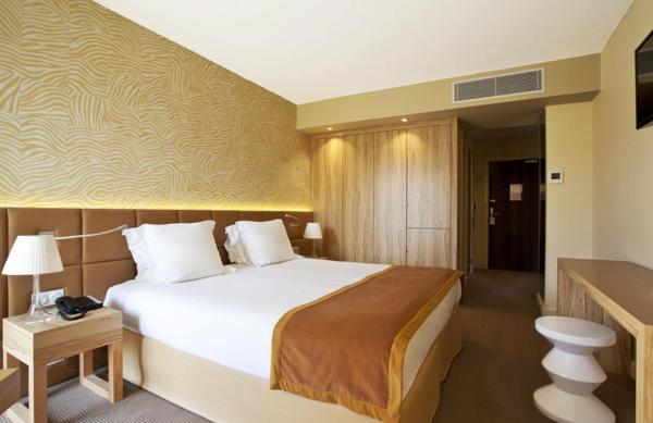 INVESTISSEMENT LOCATIF  AVIGNON  Golden Tulip le Paradou  6,70 % de rentabilité