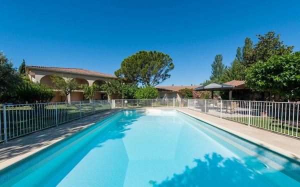 INVESTISSEMENT LOCATIF  AVIGNON  Golden Tulip le Paradou  6,70 % de rentabilité