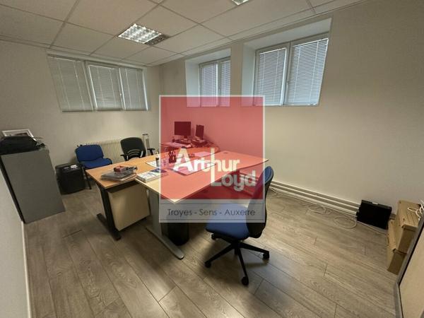 A louer bureaux 465m² - Troyes