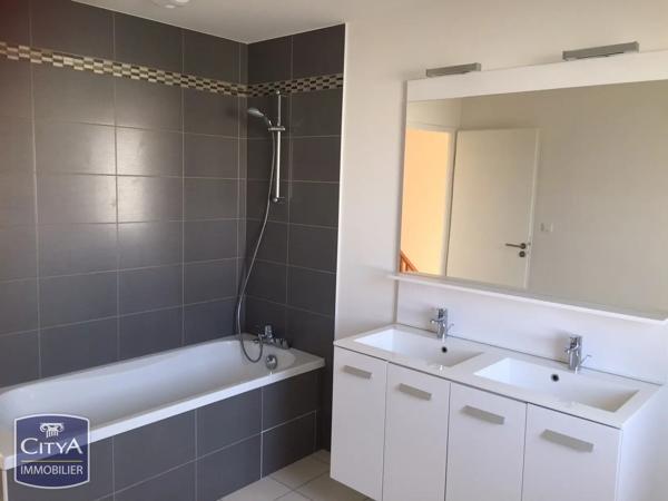 Maison à vendre 4 pièces 89.2m² Mignaloux-Beauvoir (86550)
