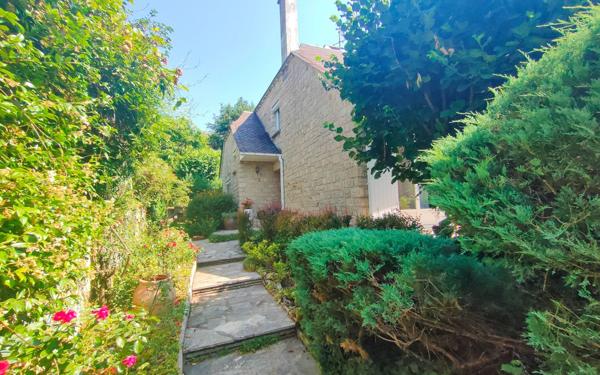 Maison à vendre    5 pièces •  Espalion