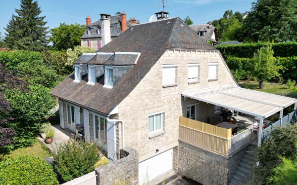 Maison à vendre    5 pièces •  Espalion