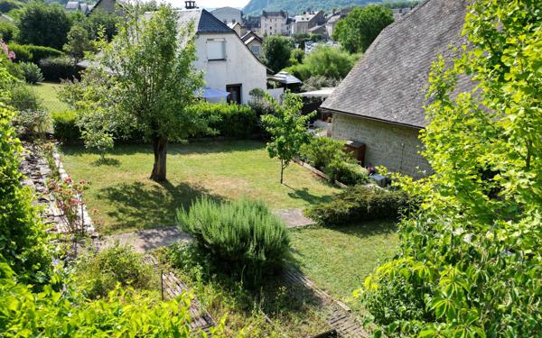 Maison à vendre    5 pièces •  Espalion