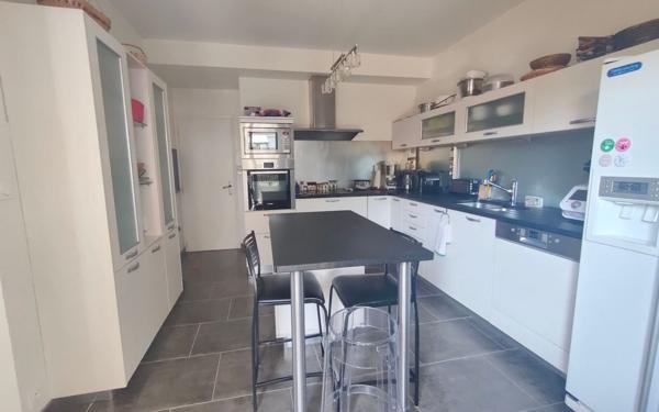 Maison à vendre    5 pièces •  Espalion