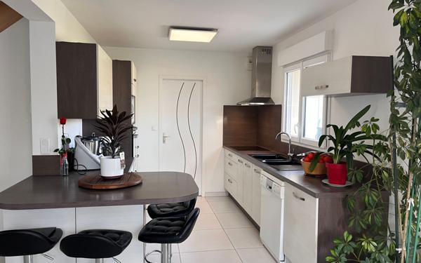 Maison à vendre    5 pièces •  Saint-Jean-le-Blanc