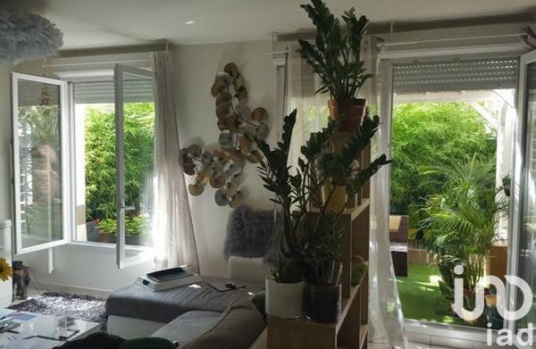 Appartement 2 pièces de 53 m² à Aubervilliers (93300)