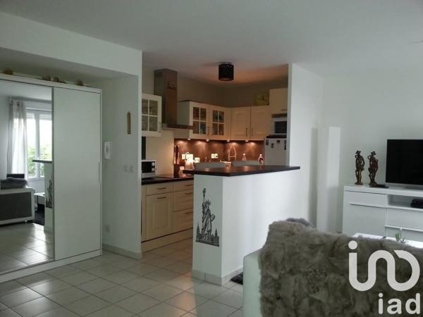 Appartement 2 pièces de 53 m² à Aubervilliers (93300)