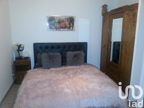 Appartement 2 pièces de 53 m² à Aubervilliers (93300)