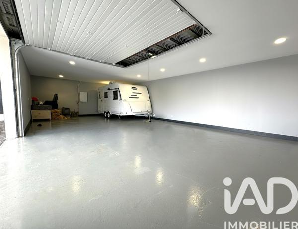 Maison à vendre 6 pièces 150 m² Commelle-Vernay