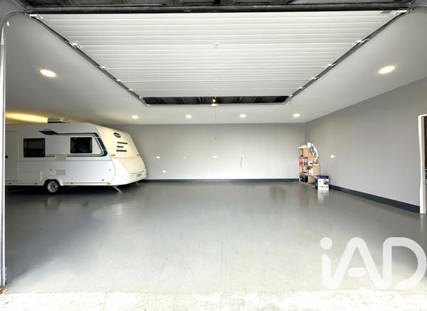 Maison à vendre 6 pièces 150 m² Commelle-Vernay