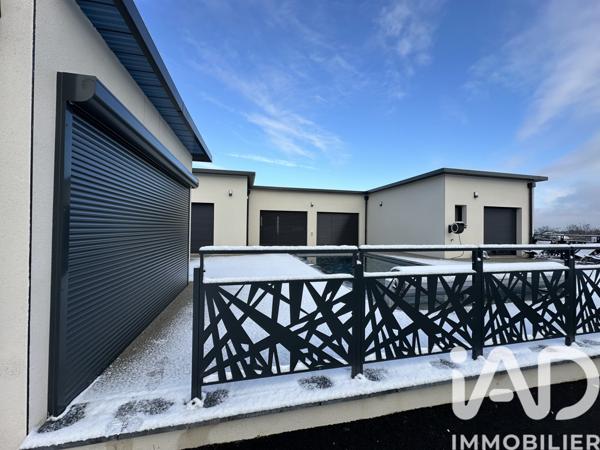 Maison à vendre 6 pièces 150 m² Commelle-Vernay