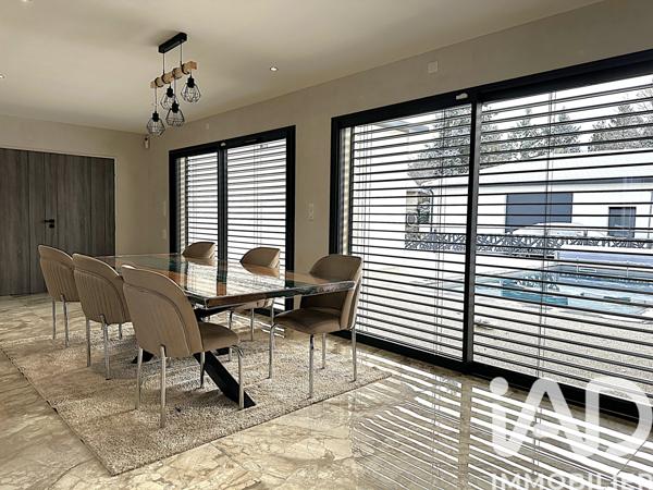 Maison à vendre 6 pièces 150 m² Commelle-Vernay