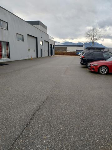 Dpt Savoie (73), à louer VOGLANS Bureaux 75 m²