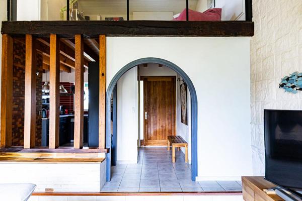 Maison Contemporaine avec Piscine et double garage