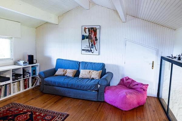 Maison Contemporaine avec Piscine et double garage