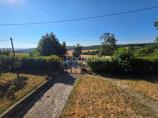 Vente
                Maison75 m² - 3 Pièces -
                    PONT SUR YONNE (89140)