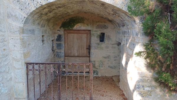 Propriete à vendre 7 pièces à 17 minutes de l'entrée de Périgueux.