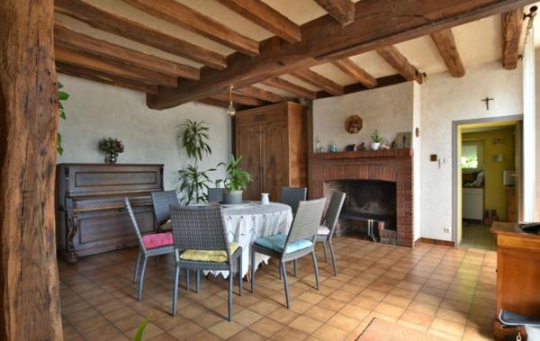 Vente Maison Ref : Camomille à rafraîchir Cholet   