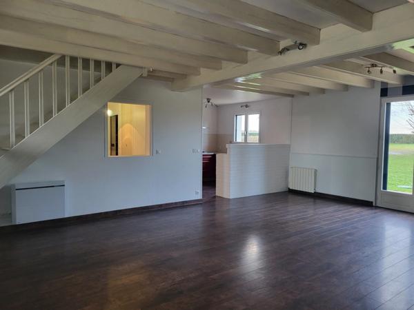 Maison à vendre 7 pièces proche de AIRVAULT (79) Terrain 7 446 m²