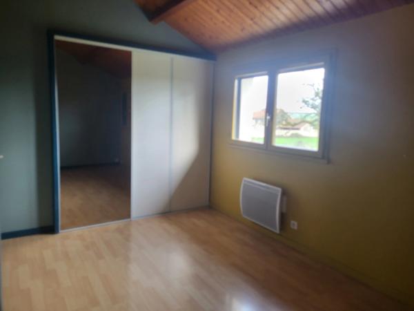 Maison à vendre 7 pièces proche de AIRVAULT (79) Terrain 7 446 m²