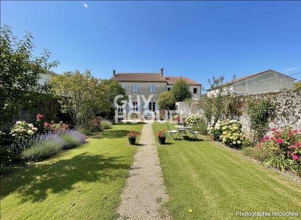 Maison Lesparre Medoc 6 pièces 192m2