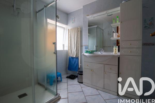 Maison à vendre 7 pièces 214 m² Saint-Jean-de-la-Ruelle