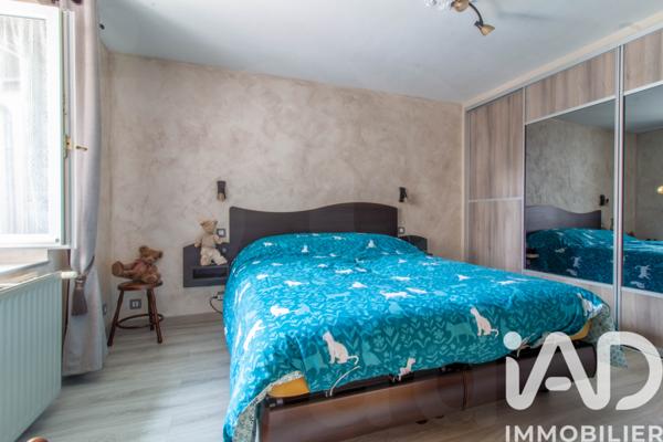 Maison à vendre 7 pièces 214 m² Saint-Jean-de-la-Ruelle