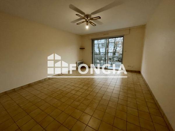 Location Appartement 2 pièces 51.8 m² - 18 AVENUE COMMANDANT DUMONT Gap 05000