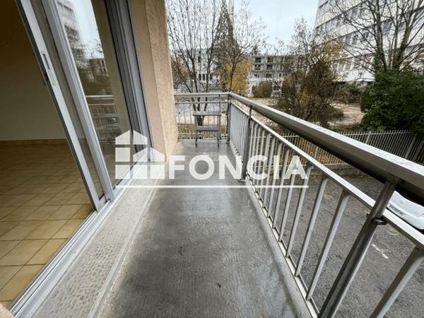 Location Appartement 2 pièces 51.8 m² - 18 AVENUE COMMANDANT DUMONT Gap 05000