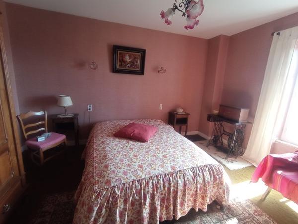 Maison à vendre |  Brigueuil |  4 pièces | 145 m²