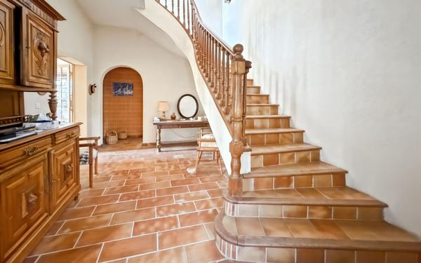Maison à vendre    6 pièces •  Beaucaire