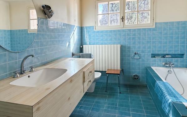 Maison à vendre    6 pièces •  Beaucaire