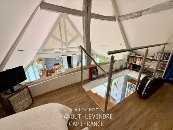 EXCLUSIVITE – PROPRIÉTÉ HISTORIQUE DE 1840 ENTIÈREMENT RÉNOVÉE – CADRE EXCEPTIONNEL À SOULAIRE ET BOURG (49)