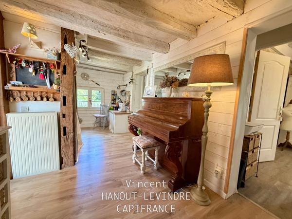 EXCLUSIVITE – PROPRIÉTÉ HISTORIQUE DE 1840 ENTIÈREMENT RÉNOVÉE – CADRE EXCEPTIONNEL À SOULAIRE ET BOURG (49)