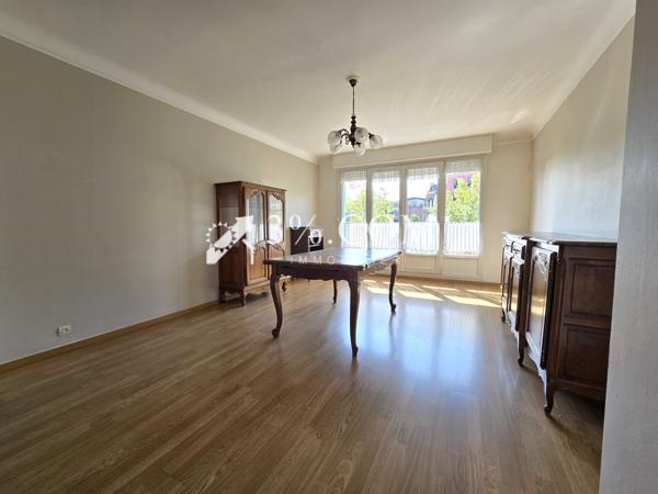 Appartement
                                                                                                                                                                                                                                                                                                                        4 pièce(s)                                                                                                                                                                                                          2 chambre(s)                                                                                                                                                                                                          81.22  m²