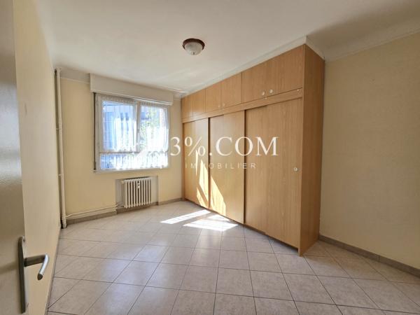 Appartement
                                                                                                                                                                                                                                                                                                                        4 pièce(s)                                                                                                                                                                                                          2 chambre(s)                                                                                                                                                                                                          81.22  m²