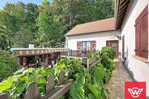 Maison à vendre 5 pièces de 170 m² à Jouy-le-Moutier