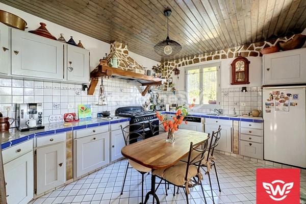 Maison à vendre 5 pièces de 170 m² à Jouy-le-Moutier