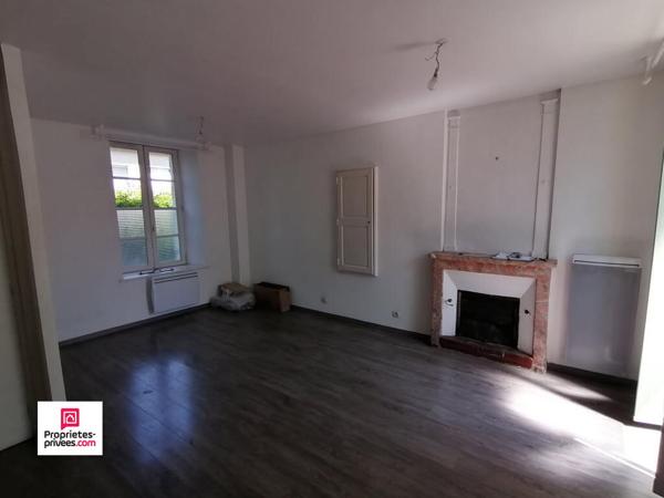 ARGENTAN (61200) Maison "coeur de ville" 3 chambres, 100 m2 environ , PRIX 199 500, honoraires 5% inclus à la charge de l'acquéreur, soit 190 000 hors honoraires