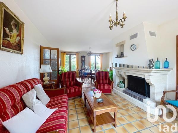 Maison 6 pièces de 160 m² à Baziège (31450)