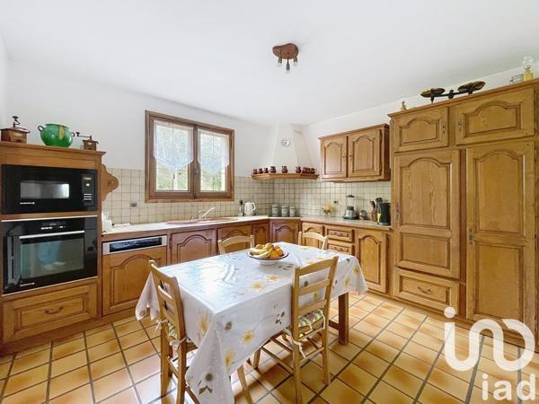 Maison 6 pièces de 160 m² à Baziège (31450)