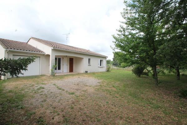 Maison plain pied à vendre 3 pièces LAMOTHE LANDERRON (33), 2 chambres, garage, terrain 2109m²