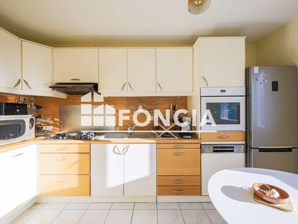 À vendre Appartement 4 pièces 81 m² - Le Pont-de-claix 38800