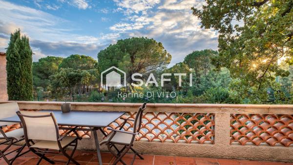 St Maxime - Villa rénovée - 149 m2 -  Aperçu mer