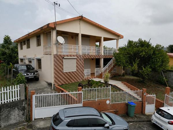 Maison à LE ROBERT, 97231 - 9 pièces 170m²