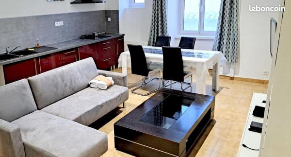 A VISITER SUR ORSAN  (30)  - APPARTEMENT LOUE DE 55 m² ENV.