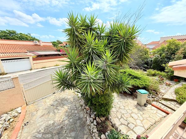 Perpignan "Las Cobas" - Maison  à vendre 4 faces, sous sol, jardin et piscine