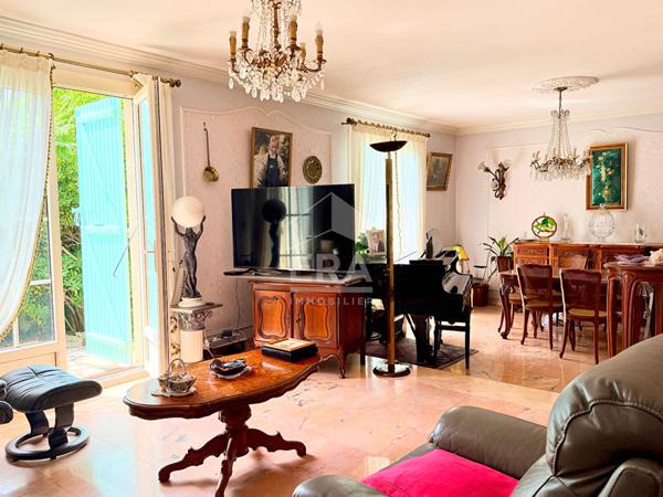 Perpignan "Las Cobas" - Maison  à vendre 4 faces, sous sol, jardin et piscine