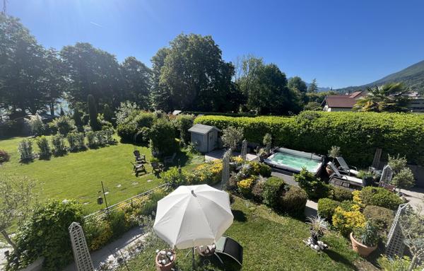 Maison de 196 m²